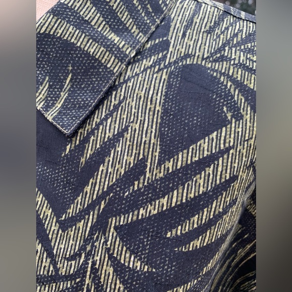 Silk Palm Leaf Hawaiian Button-Up Shirt - Picture 3 of 16